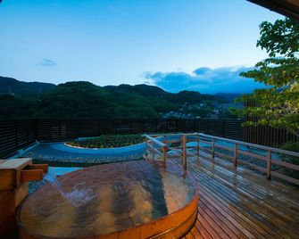 Fukiya Ryokan - Yugawara - Balkon