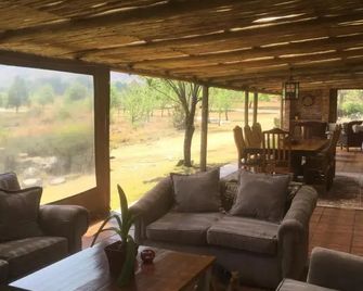 Willow Weir Cottage - Dullstroom