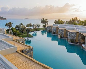 Voyage Torba - Torba - Piscina