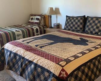 2 Bedroom Retreat In The Moose Capitol Of Colorado! - Walden - Bedroom