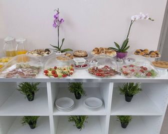 Relais Villa Coppedè - Roma - Buffet