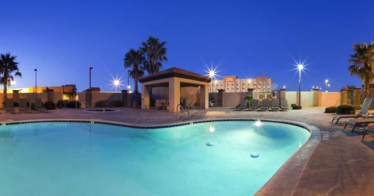 Holiday Inn Express & Suites BarstowOutlet Center à partir de 81 €. Hôtels à Barstow KAYAK