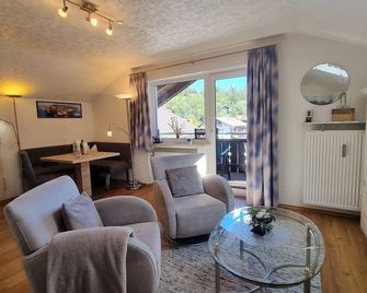 Romantik -302- - Mittenwald - Sufragerie