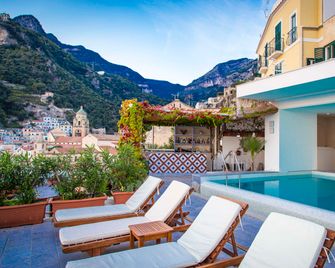 Hotel Marina Riviera - Amalfi - Piscina