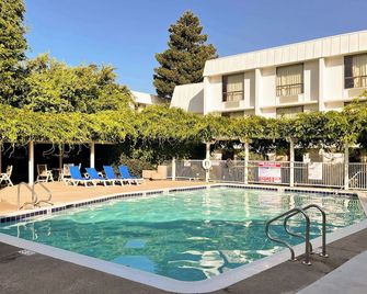 Studio 6 Belmont, Ca San Francisco Redwood - Belmont - Pool