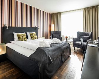 First Hotel Witt - Kalmar - Bedroom