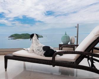 Hotel Azul Ixtapa Grand Resort Spa and Convention Center - Ixtapa - מרפסת