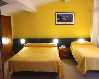 Hotel Avanti - Pas de la Casa - Phòng ngủ