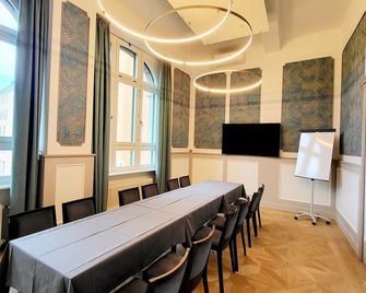 Hotel Pestalozzi Lugano - לוג'אנו - חדר אוכל