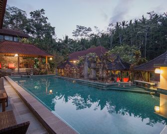 Bali Spirit Hotel and Spa, Ubud - אובוד - בריכה