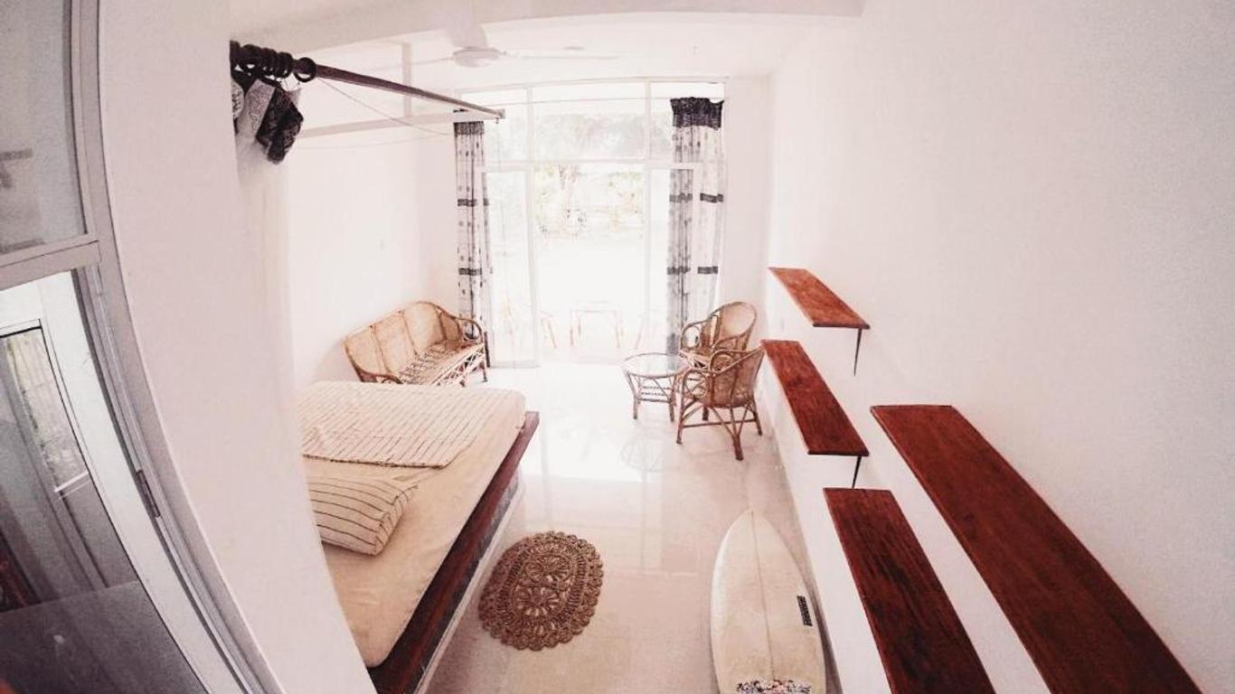 Asanka Surf House