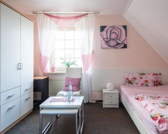 Pension Blumen-Villa - Schneverdingen - Slaapkamer
