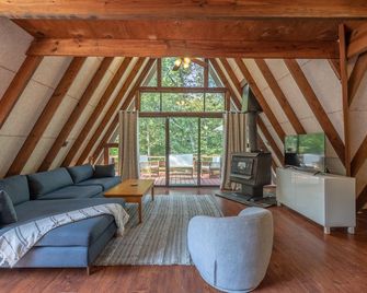 Peace of Lake Aspen Pt. II by Innsbrook Vacations! - Wright City - Salon