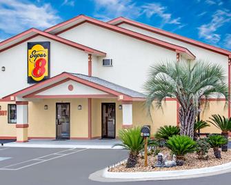 Super 8 by Wyndham Douglas - Douglas - Edificio