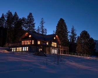 Good Bear Ranch Mountain Retreat - Connect with What You Love - Baker City - Budova