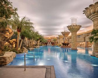 Grand Hyatt Beijing - Pekín - Piscina