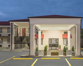 20 Best Hotels In Benton Arkansas Hotels From 42 Night Kayak