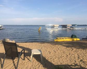 Lake View! 50 Ft From Beautiful Rush Lake - Ottertail - Beach