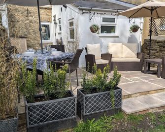 The Cottage - Tetbury - Patio