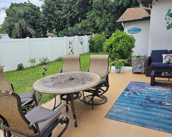Cozy Private Guest 2 BR Suite 5 Miles from Clearwater Beach - Clearwater