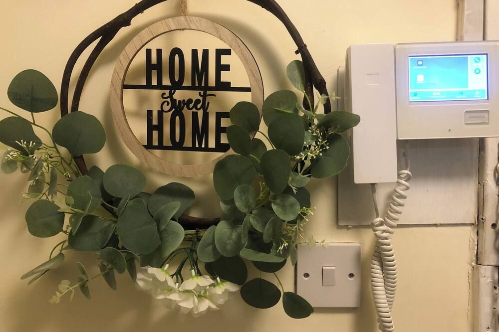 Entire 2 Bed 1 Bath Apartment Birmingham - Birmingham - Room amenity