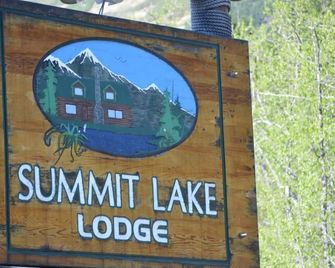 Summit Lake Lodge - Moose Pass - Edificio