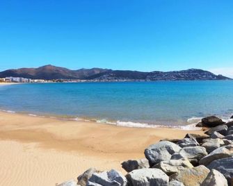 Apartment Platja de Roses-3 by Interhome - Roses - Plage