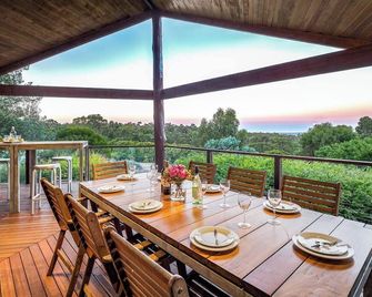 Views Of The Bay - A Tranquil Bushland Escape - Yallingup - Balcony