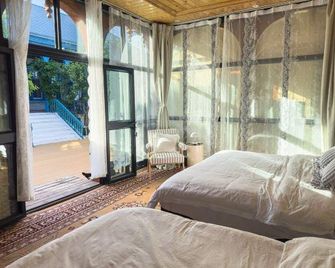 Luna Wild Homestay (Yili Old Town Kazanqi) - Ili - Pokój dzienny