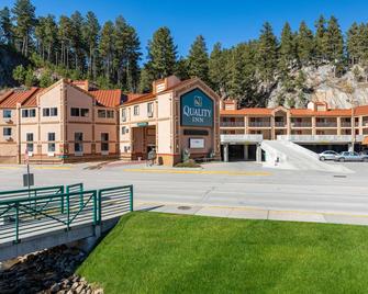 Quality Inn Keystone near Mount Rushmore - Keystone - Bygning