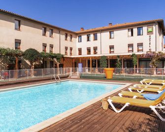 Ibis Styles Carcassonne La Cité - Carcassonne - Bể bơi