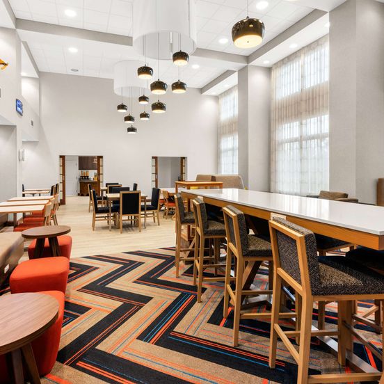 Restaurant view of Hampton Inn & Suites Fairbanks