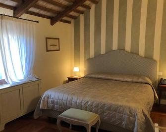 Hotel Donna Lucia - Ponzano Veneto - Спальня