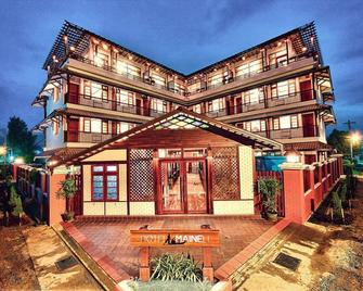 Hotel Maineli - Nyaungshwe - Building