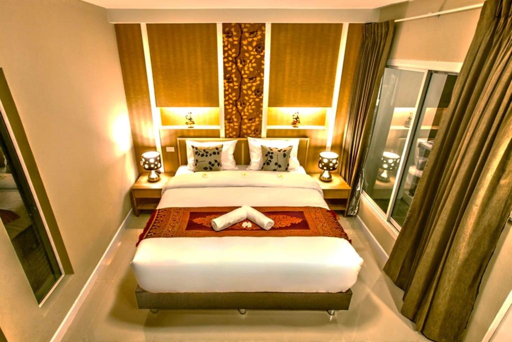 فندق ذا أيم ساتورن