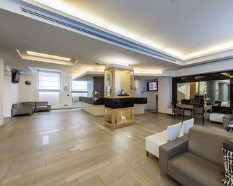 Occidental Aurelia - Roma - Lobi