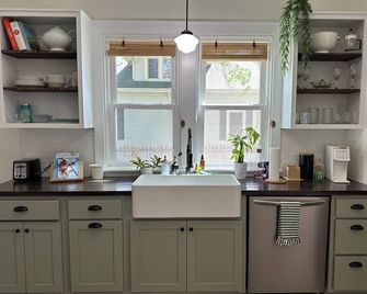 Beautiful Fully Renovated Charming 3-bedroom house in pleasant Wahoo, NE - Wahoo - Cocina