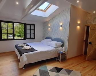 Gite Livré-la-Touche, 2 bedrooms, 6 persons - Craon - Chambre