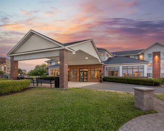 Best Western Plus Franklin Square Inn Troy/Albany - Troy - Gebouw