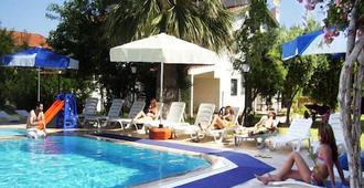 Cardak Villa Boutique Hotel - Cesme - Pool