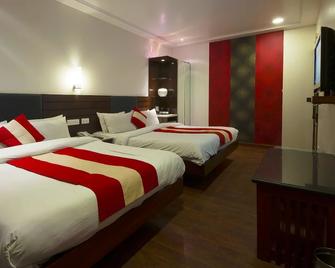 Hotel Aura @ Airport - New Delhi