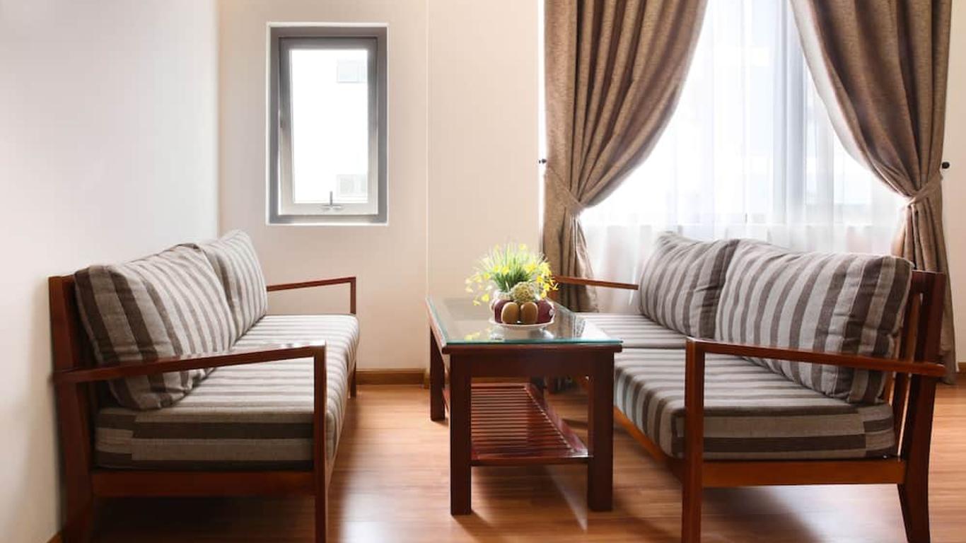 كينجدوم هوتل