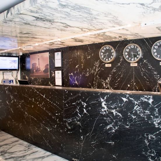 Front desk view of Hotel del Ángel