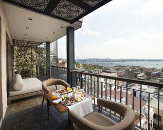 Georges Hotel Galata - Istanbul - Balcony