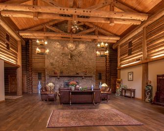 Dao House - Estes Park - Aula
