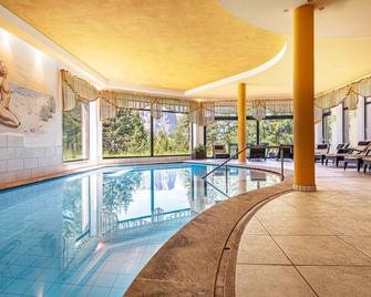 Ferienparadies Sabina Lärche - Campitello di Fassa - Pool