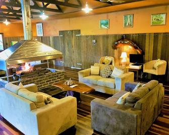 Broken River Mountain Resort - Finch Hatton - Lounge
