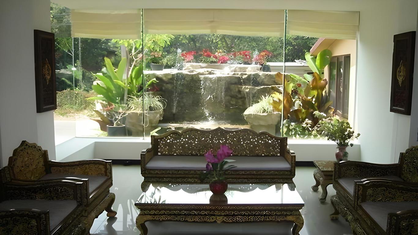 Oasis Hotel Chiang Mai