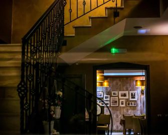 Hotel Moja Carda - Temerin - Escaleras