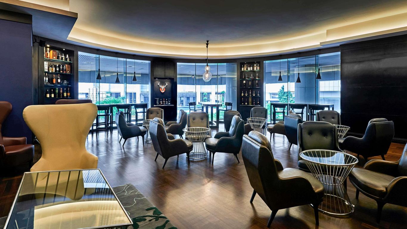 Pullman Kuala Lumpur City Centre - Hotel & Residences